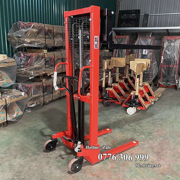 Xe Nâng Tay Cao 1 Tấn Giá Rẻ